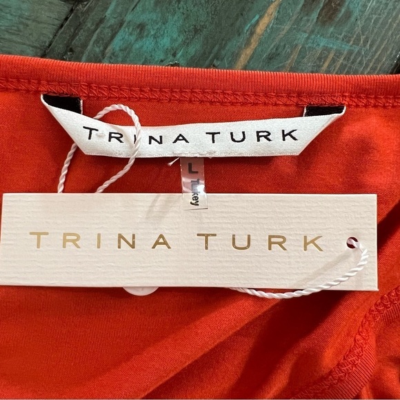 Trina Turk Kaylee Backless Long Sleeve Dress - Picture 8 of 9